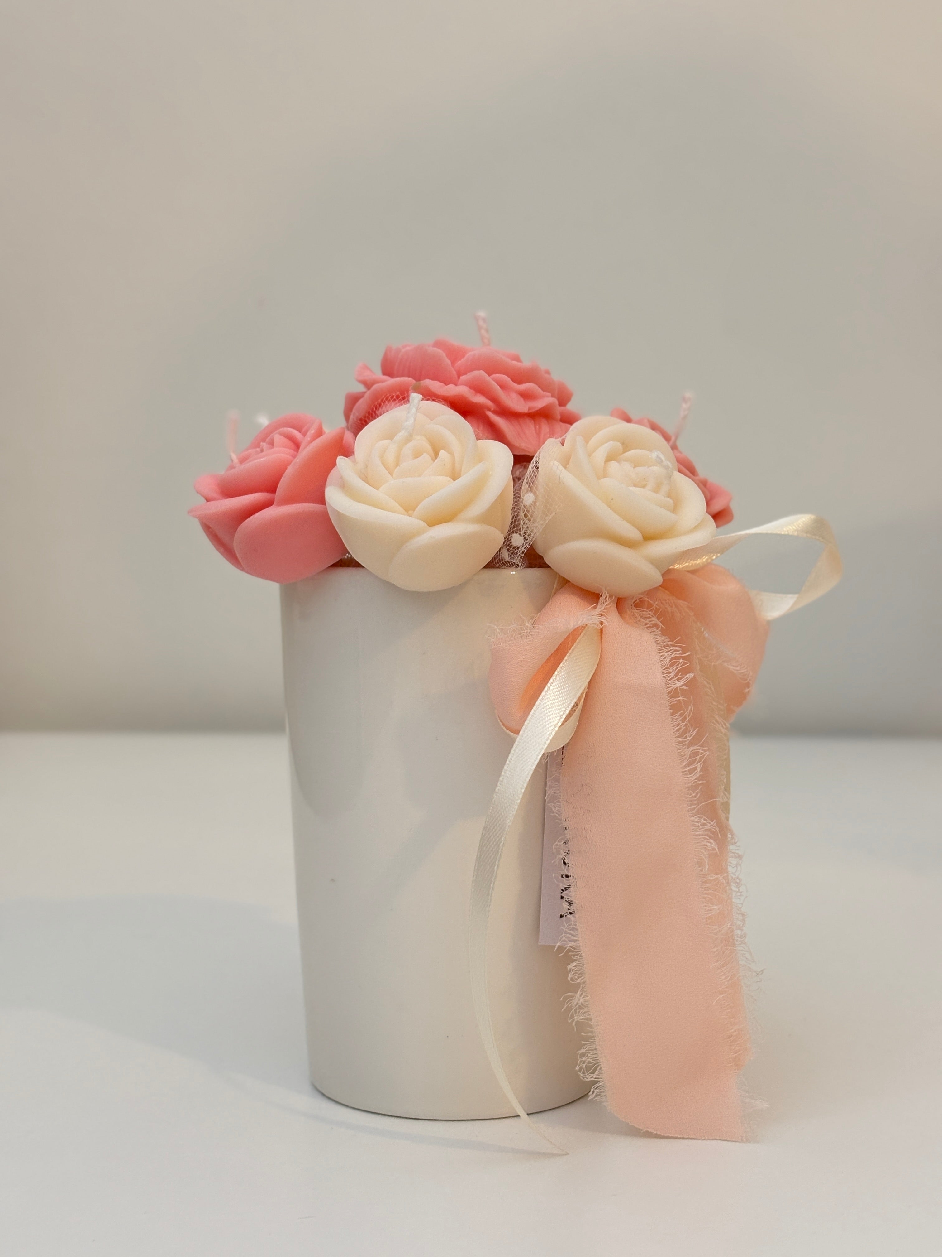 White Vase "Fleur”